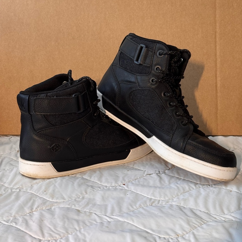 Black High-Top Athletic Skater Style Shoes with Faux Leather Trim